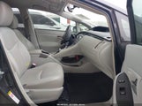 Toyota Prius Two JTDKN3DU3D1704735 снимка