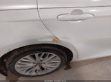 Toyota Camry Xle 4T1B11HK9KU742289 photo