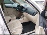 Volkswagen Tiguan Se WVGAV7AX7CW580015 photo
