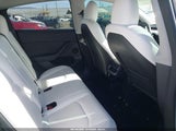 Tesla Model Y Performance Dual Motor All-Wheel Drive 7SAYGDEF5RF049036 fotografie