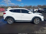Hyundai Tucson Sel KM8J3CA46JU749972 снимка