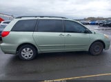 Toyota Sienna Le 5TDZA23C76S499682 fotografie