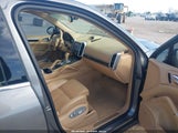 Porsche Cayenne WP1AA2A28CLA10497 photo