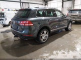 Volkswagen Touareg Tdi Executive/Tdi Lux/Tdi Sport WVGFK9BP2CD002554 fotografie