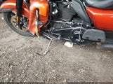 Harley-Davidson Flhtk 1HD1KEF1XLB607610 снимка