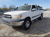 Toyota Tundra Sr5 V8 5TBRT34152S246585 photo