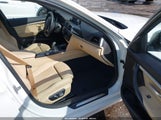 BMW 330I xDrive WBA8D9G3XHNU62010 снимка