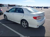 Toyota Corolla S 2T1BU4EE8BC667660 снимка