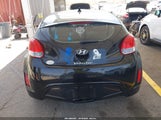 Hyundai Veloster Base W/Black KMHTC6AD1DU175439 снимка