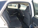 Toyota Prius Two JTDKN3DU3C1601717 fotografie
