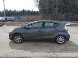 Toyota Prius C Three JTDKDTB30C1514242 снимка
