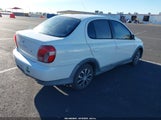 Toyota Echo JTDBT1230Y0083745 photo