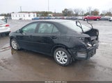 Toyota Corolla Le 2T1BURHE6JC102590 снимка