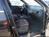 Audi Q5 2.0T Premium/2.0T Tech Premium WA1BNAFY1J2211558 fotografie