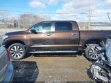 Toyota Tundra Limited 5.7L V8 5TFHW5F16JX719826 fotografie