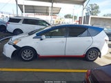 Toyota Prius V Three JTDZN3EUXE3330823 снимка