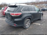 Toyota Highlander Xle V6 5TDJKRFH7FS105088 photo