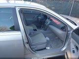 Toyota Camry Le V6 4T1BK46K27U022664 photo
