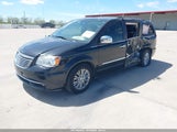 Chrysler Town & Country Touring-L 2C4RC1CG5FR742826 fotografie