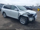 Toyota Highlander Hybrid Limited JTEEW44A282003475 photo