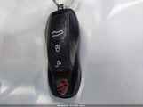 Porsche Macan WP1AA2A56HLB04377 photo