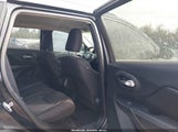 Jeep Cherokee Latitude 1C4PJMCB2FW789208 снимка