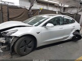 Tesla Model 3 Standard Range Plus Rear-Wheel Drive/Standard Range Rear-Wheel Drive 5YJ3E1EA9LF659299 fotografie
