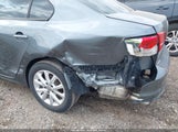 Volkswagen Jetta 1.8T Se 3VWD17AJ0FM245026 photo