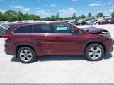 Toyota Highlander Limited 5TDDZRFH0JS850136 снимка