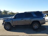 Toyota 4Runner Trd Off Road Premium JTEBU5JR1K5680211 fotografie