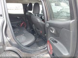 Jeep Renegade Trailhawk ZACCJBCT5GPE22054 fotografie