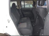 Jeep Patriot Latitude 1C4NJPFB1ED912978 снимка