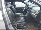 Ford Explorer Limited 1FM5K8F82DGA48992 fotografie