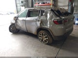 Jeep Compass Latitude Lux 4X4 3C4NJDFB6NT101329 снимка
