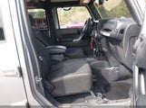 Jeep Wrangler Unlimited Sahara 1C4BJWEG6GL129870 photo