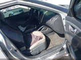 Hyundai Veloster Base W/Gray KMHTC6AD7CU021588 снимка
