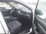 Toyota Highlander Le 5TDZARFH7KS059262 снимка