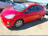 Toyota Prius C Two JTDKDTB32C1505493 снимка