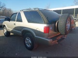 Chevrolet Blazer Ls 1GNCT18W9YK217668 снимка