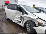 Toyota Prius V Five JTDZN3EU1FJ038099 снимка