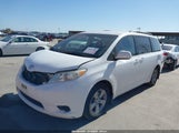 Toyota Sienna Le V6 5TDKK3DC9BS004668 снимка
