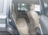 Jeep Patriot Latitude 1C4NJRFB3ED687765 снимка