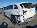 Toyota Highlander Le/Le Plus 5TDBZRFH5JS883902 снимка