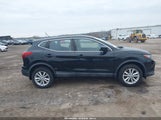 Nissan Rogue Sport S JN1BJ1CP4JW102259 fotografie