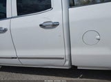 GMC Sierra  Slt 1GTV2NEC8HZ200390 снимка