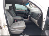 Toyota Tundra Grade 5.7L V8 5TFUW5F13CX241804 снимка