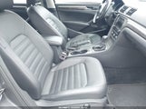 Volkswagen Passat 1.8T Sel Premium 1VWCT7A34HC039008 снимка