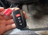 Toyota Corolla Le JTDHPRAE7LJ041964 снимка