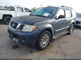 Nissan Pathfinder Le 5N1AR1NN0AC616622 снимка