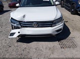 Volkswagen Tiguan 2.0T Se/2.0T Sel/2.0T Sel R-Line/2.0T Sel R-Line Black 3VV2B7AX2KM183474 снимка